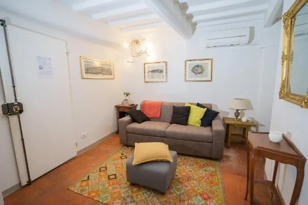 Nice Apartment By Ponte Vecchio Florence